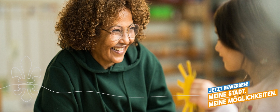 Mitarbeitende während der berufsbegleitenden Ausbildung zur/zum Erzieherin/Erzieher in unseren Kindertagesstätten (w/m/d)  in Teilzeit, 1. Bild